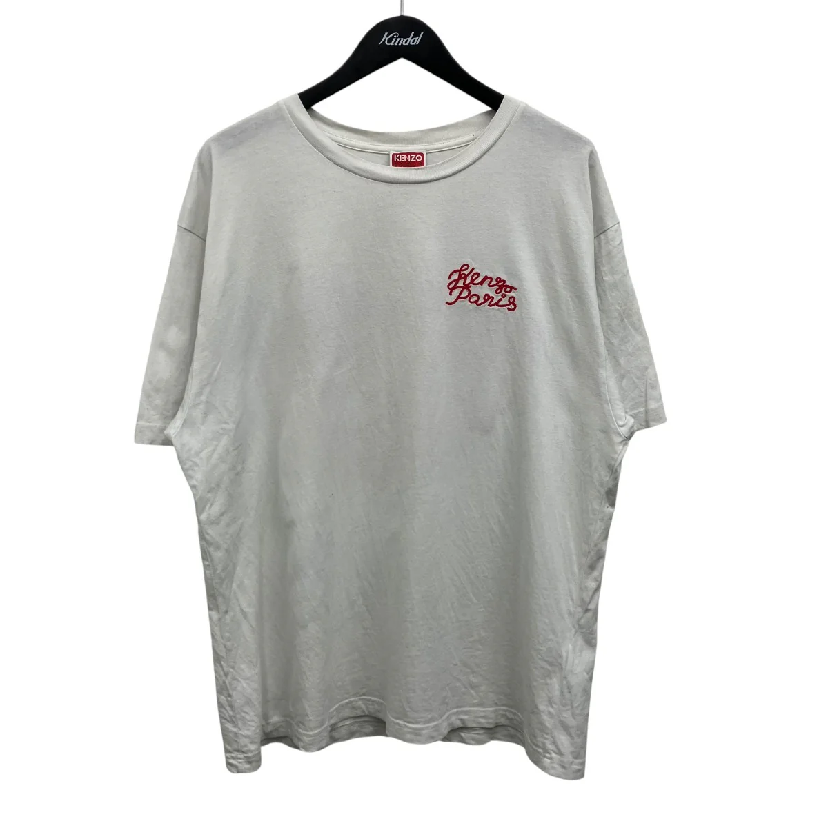 エンブロイダリーデザインTシャツ