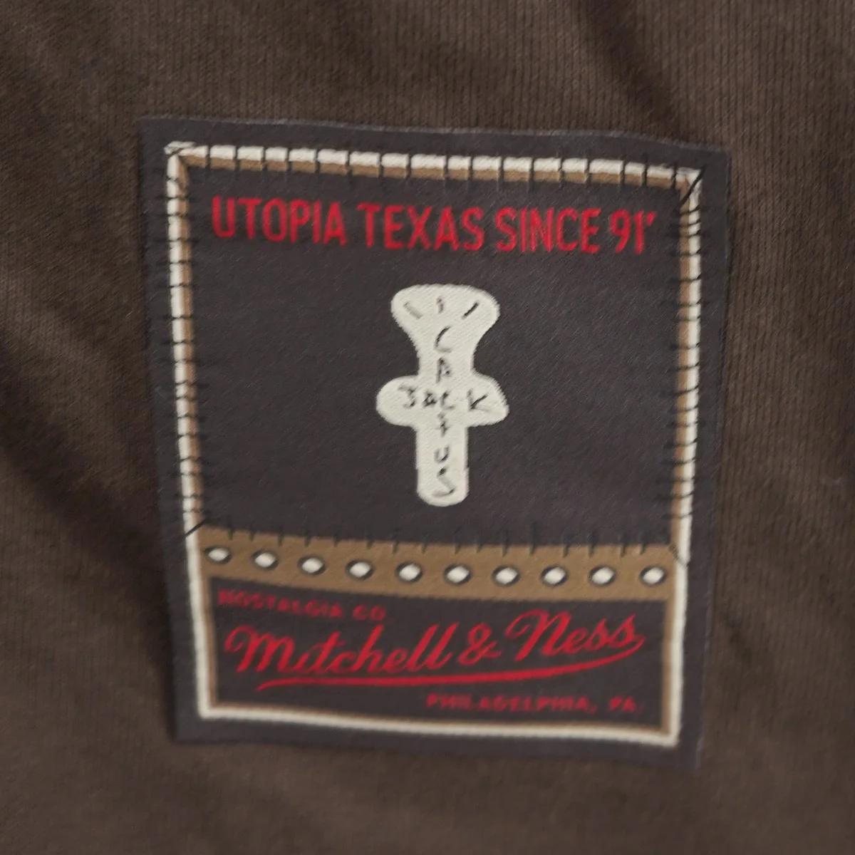 24SS Travis Scott x Mitchell ＆ Ness Michigan State Spartans Seal T-Shirtミシガンステート スパルタンズ シール ロゴ Tシャツ - Image 5